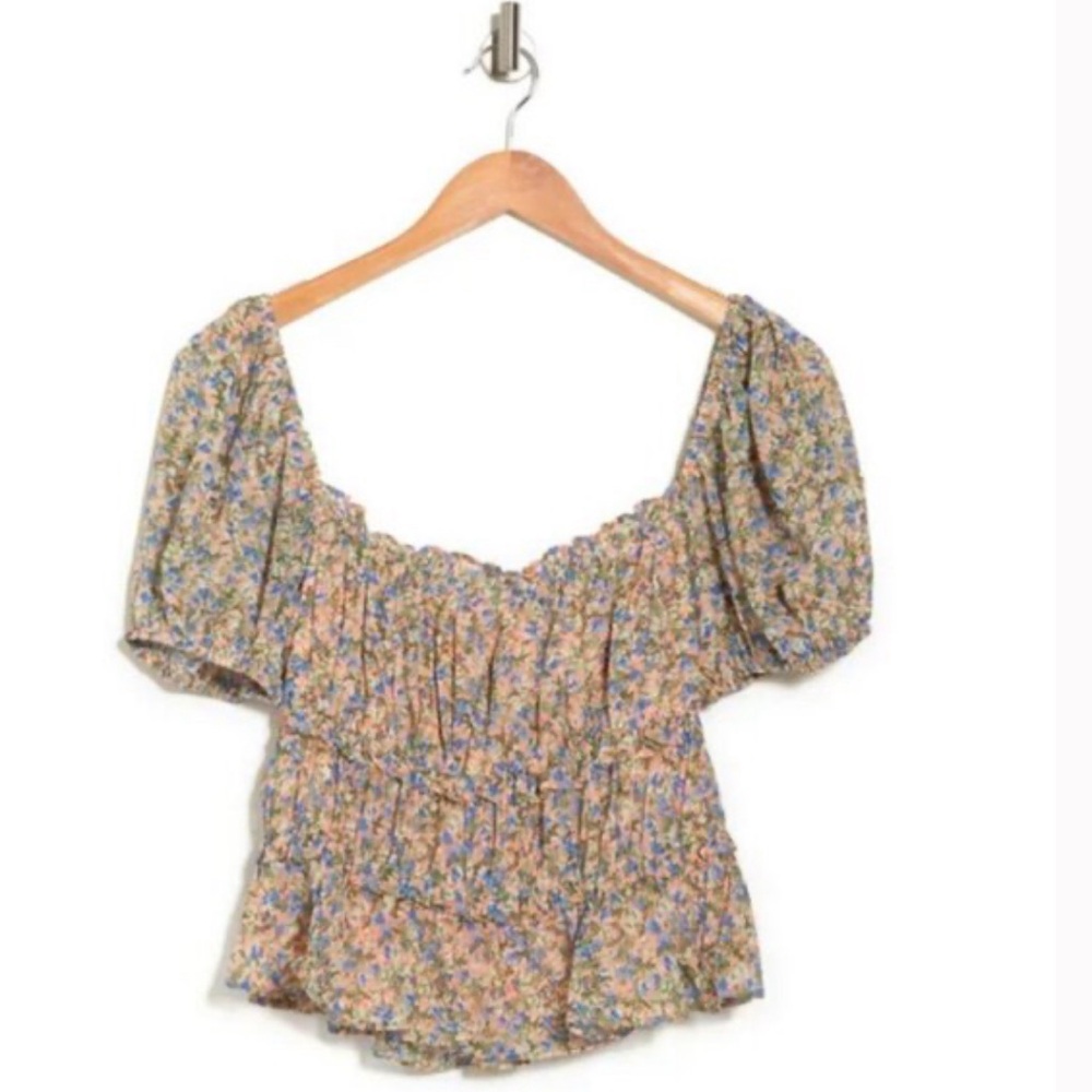 Astr Floral Puff Sleeve Top - Picture 2 of 4